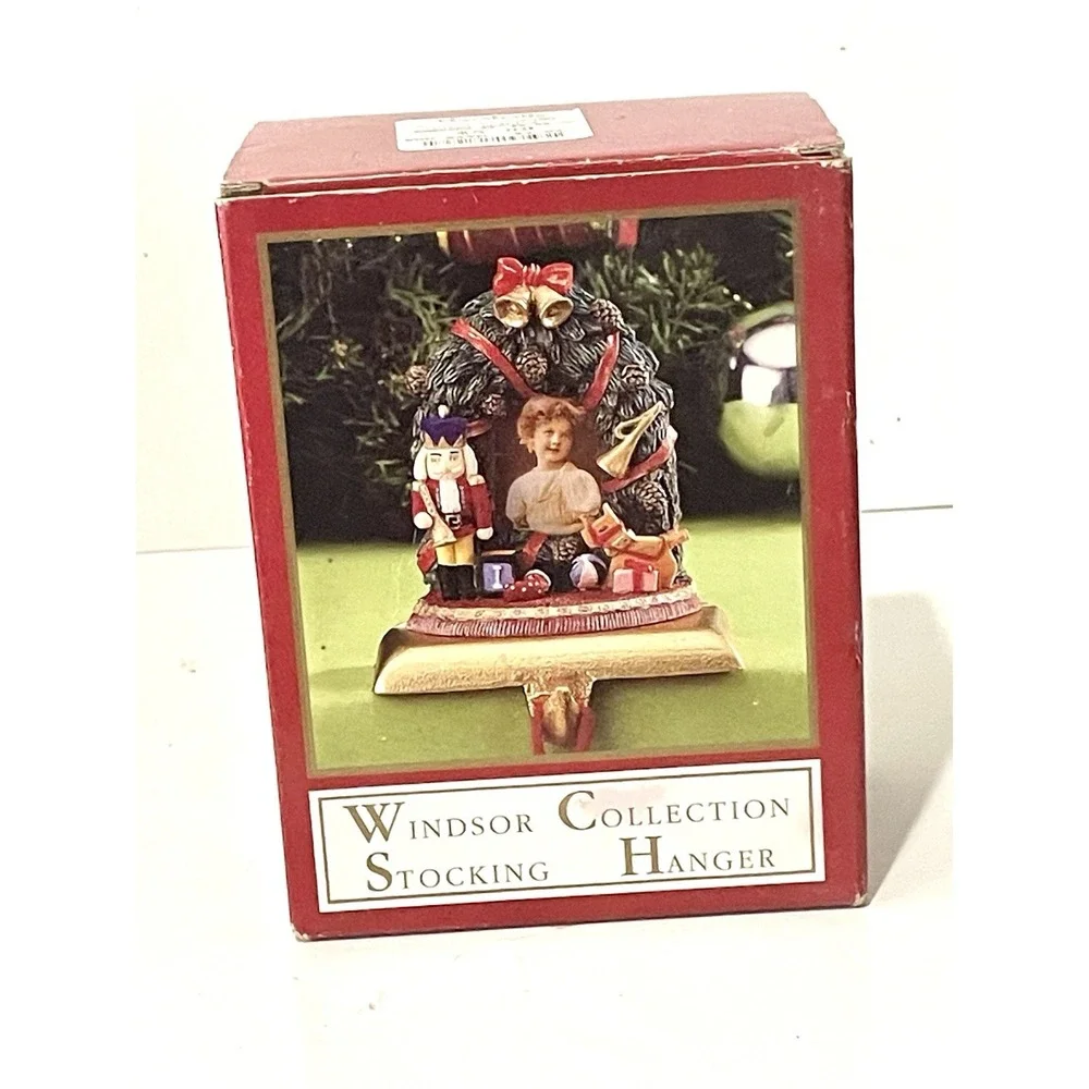 Vintage Cast Iron & Resin Windsor Collections Hand Painted Santa Stocking Hanger
